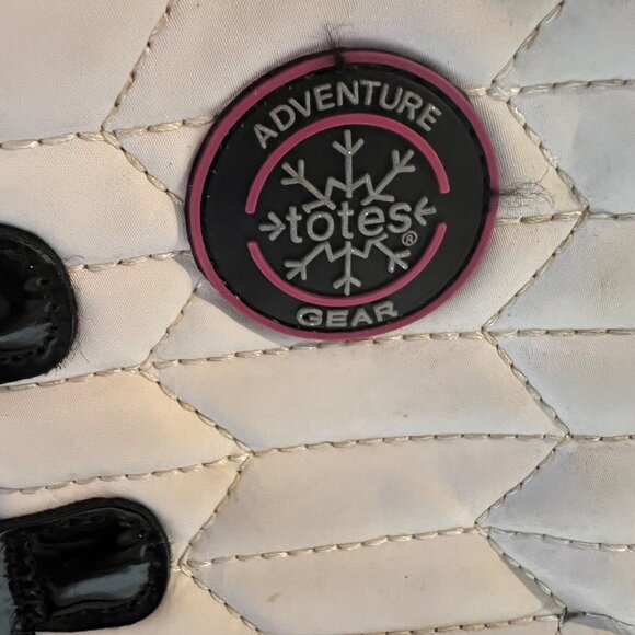 Adventure Gear Girls Winter Boots Size 2 Black & White Quilted - Picture 7 of 9